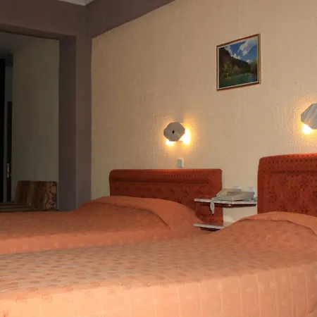 Athorama Hotel 3*