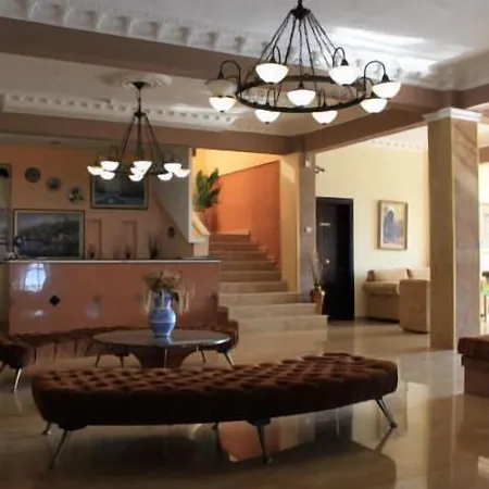 Athorama أُرانّوبولي